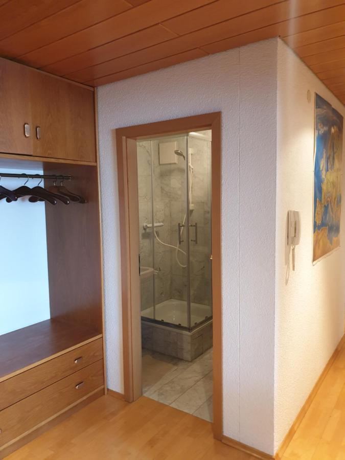 Wohnung Fuer 4 Personen, 2 Schlafzimmer, 2 Parkplaetze, Wlan Constance Exterior photo