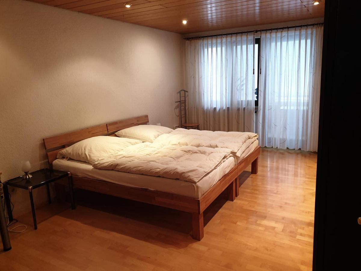 Wohnung Fuer 4 Personen, 2 Schlafzimmer, 2 Parkplaetze, Wlan Constance Exterior photo