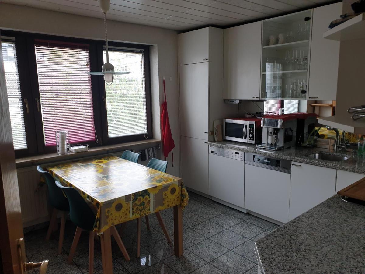 Wohnung Fuer 4 Personen, 2 Schlafzimmer, 2 Parkplaetze, Wlan Constance Exterior photo