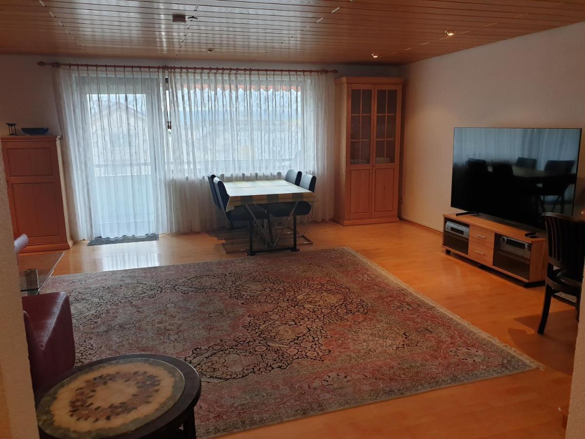 Wohnung Fuer 4 Personen, 2 Schlafzimmer, 2 Parkplaetze, Wlan Constance Exterior photo