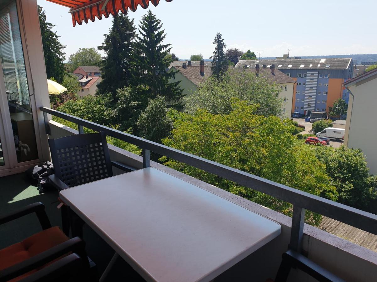 Wohnung Fuer 4 Personen, 2 Schlafzimmer, 2 Parkplaetze, Wlan Constance Exterior photo